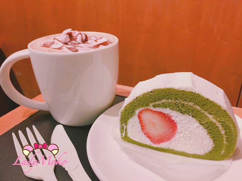 星巴克情人節限定12天！粉嫩嫩的濃情愛戀巧克力♥抹茶草莓蛋糕