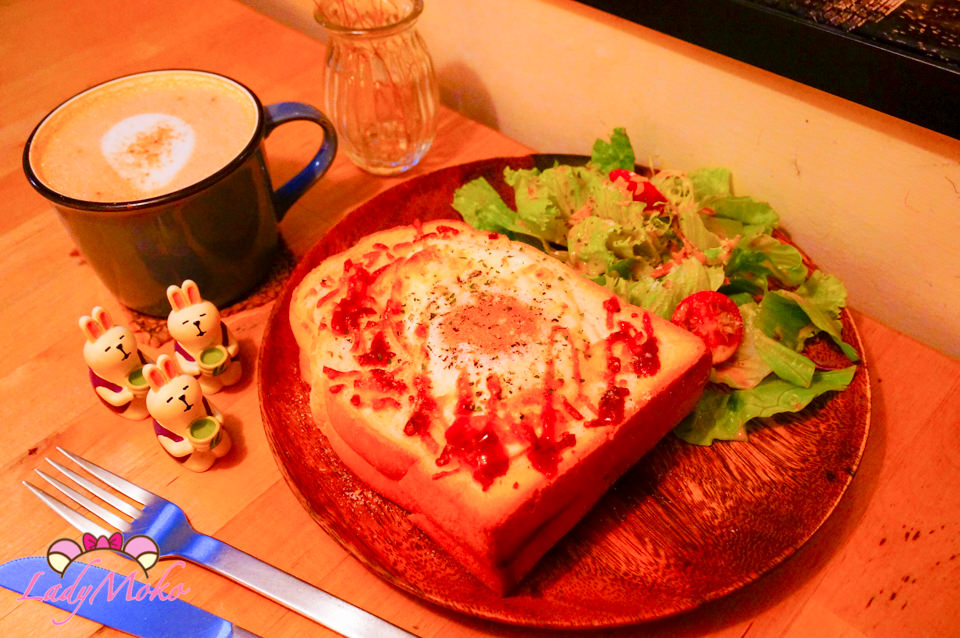 台北信義不限時咖啡廳》開燈咖啡,爆漿蛋汁起司烤土司與黑糖英式鮮奶茶的愜意下午
