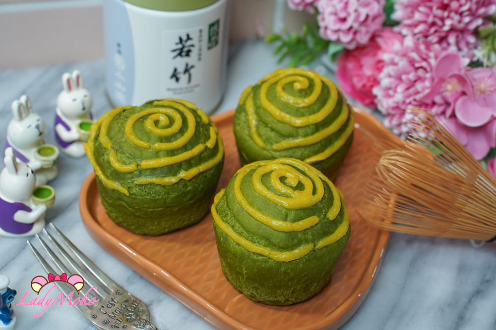 鹹蛋黃卡士達抹茶麵包食譜 正面照 matcha bread recipe salted egg yolk custard