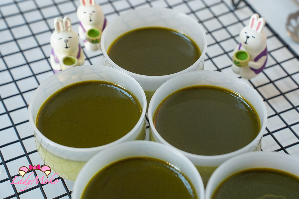 剛烤好的抹茶巧克力布丁 French matcha chocolate baked pudding