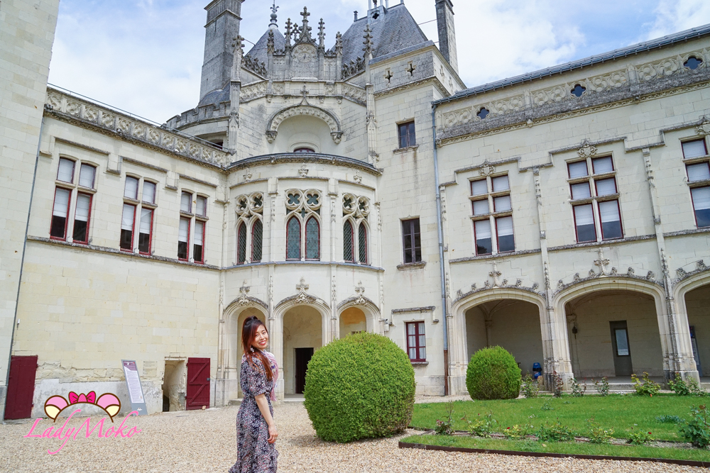 法國羅亞爾河城堡景點 Château de Brézé 城堡中庭