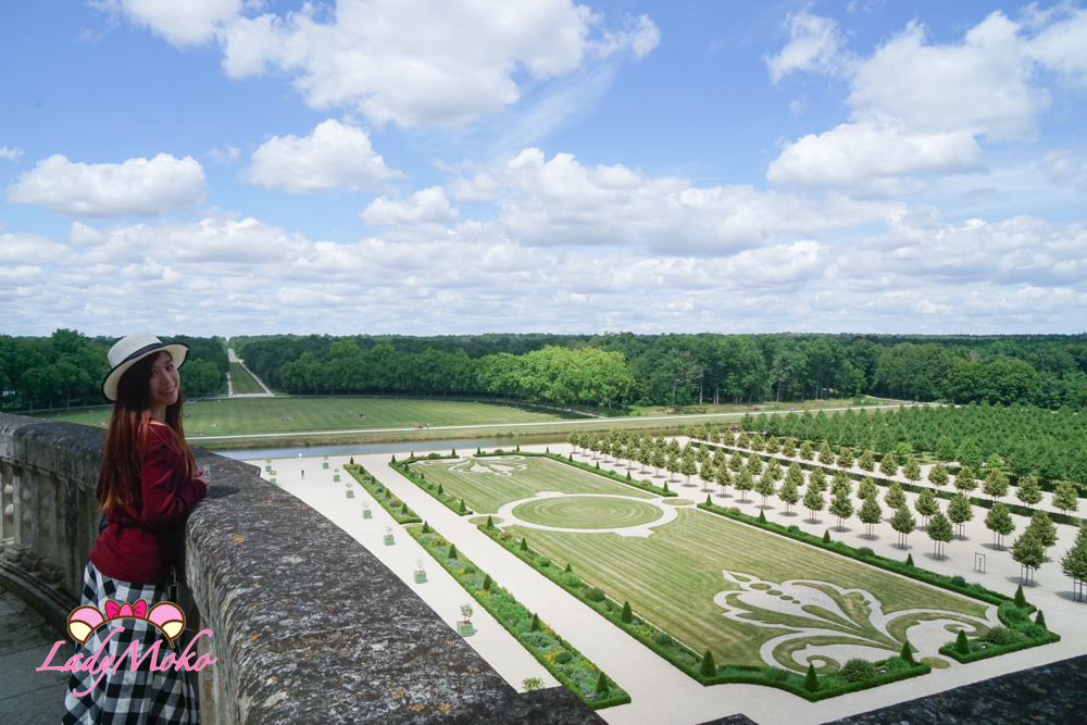 法國羅亞爾河城堡景點 Château de Chambord 大花園另一個視角