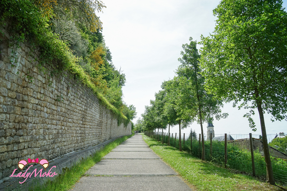 法國羅亞爾河城堡景點 肖蒙城堡 Château de Chaumont 入口走道