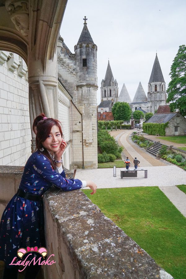 法國羅亞爾河城堡景點 Château de Loches 洛什城堡 洛什皇家住所(Logis Royal)可以看到花園的角度