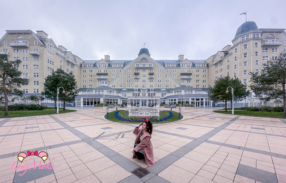 巴黎迪士尼飯店 Disney Newport Bay club 大門口