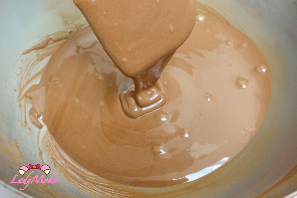 無花果巧克力蛋糕捲食譜 Extra-Thick Fig Chocolate Roll Cake Recipe 蛋黃糊的濃稠度