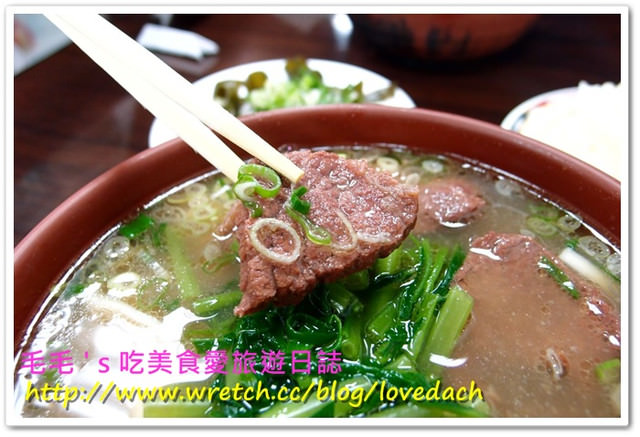 台北大安 》食記:廖家牛肉麵。清燉湯頭的好味道
